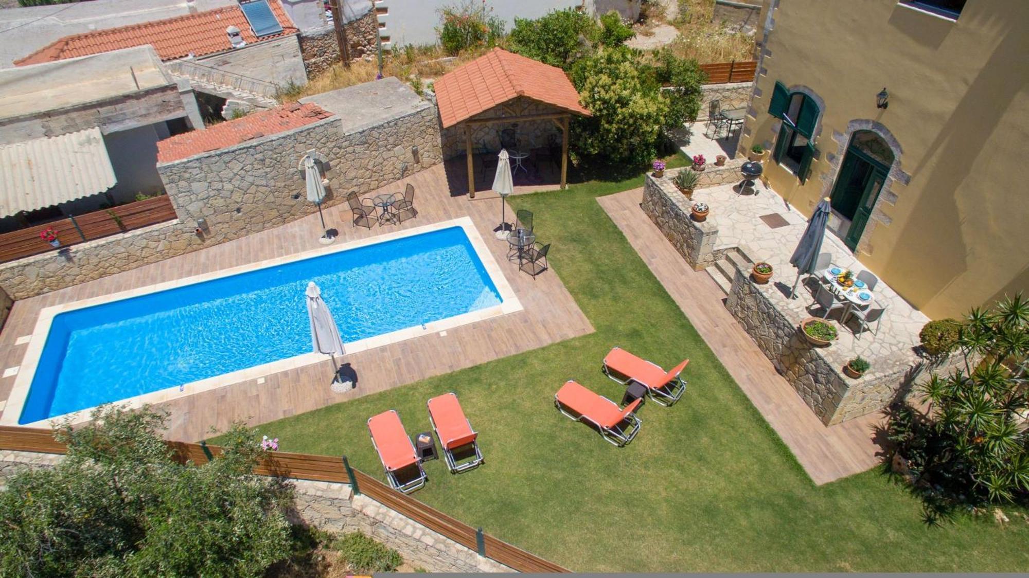 Skandalis Apartments With Pool 코라파키아 외부 사진