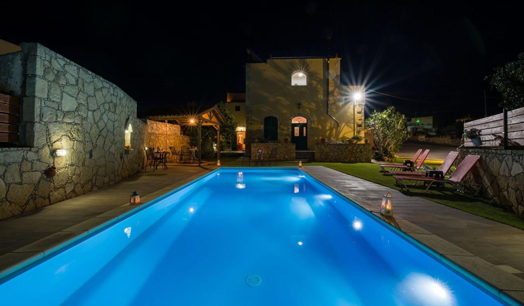 Skandalis Apartments With Pool 코라파키아 외부 사진