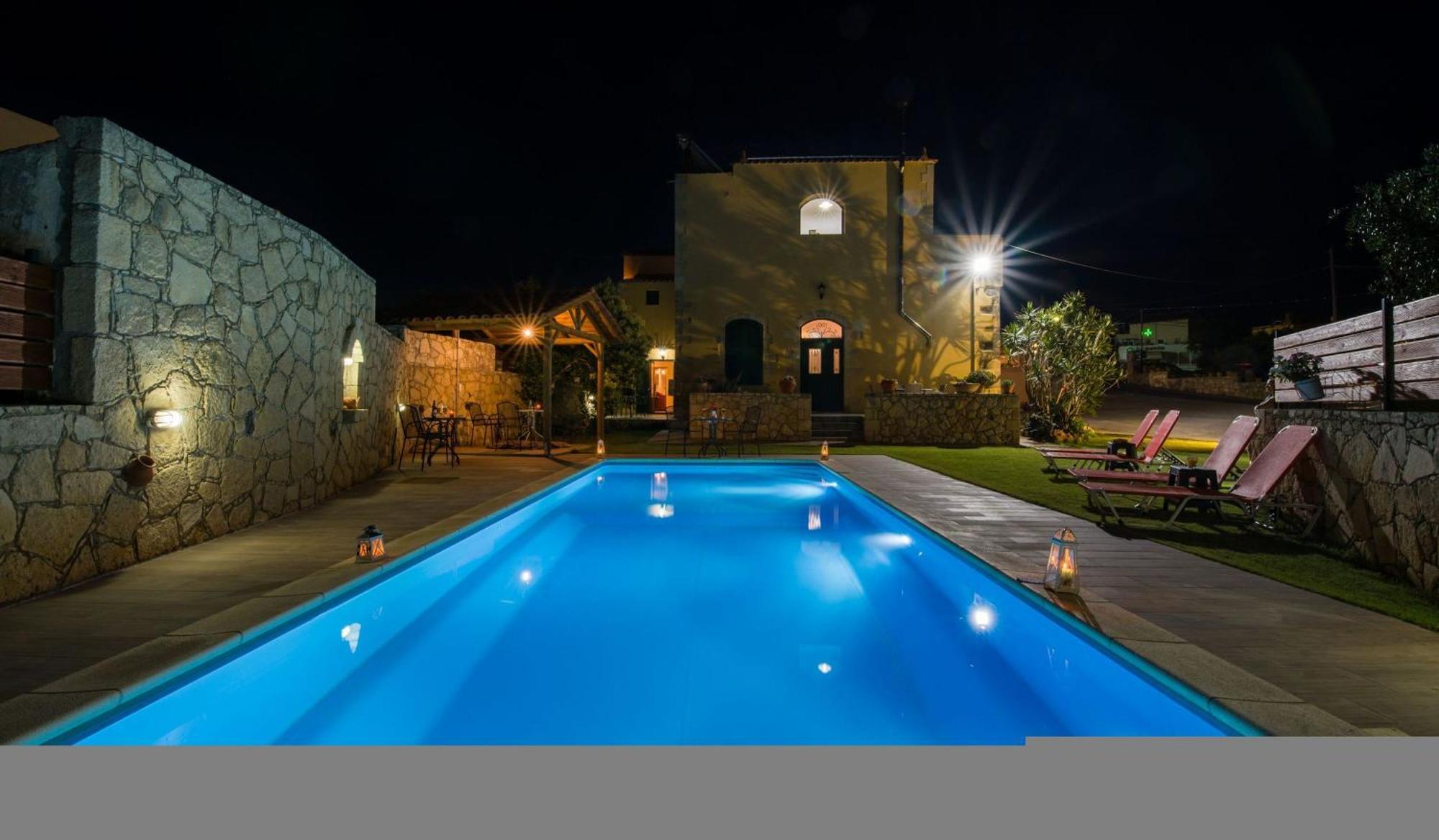 Skandalis Apartments With Pool 코라파키아 외부 사진